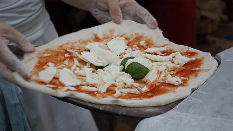 pizza tradizionale napoletana
