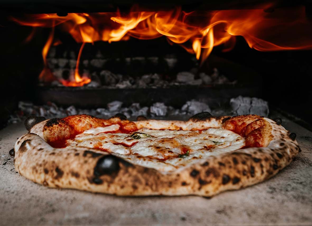 Origini e storia della vera pizza napoletana